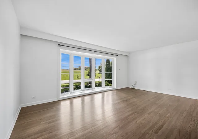 Homes for sale in Buffalo Grove, IL | 6 Linden Ave, Buffalo Grove, IL 60089 | MLS# 12701718
