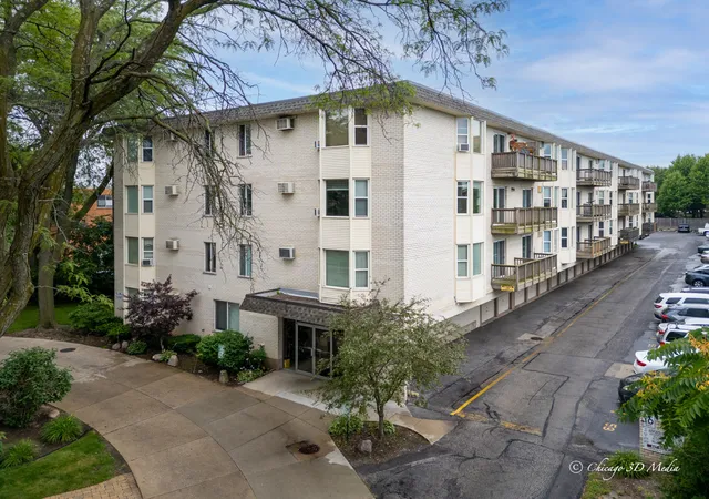 2nd image of 8232 Niles Center Rd #312, Skokie, IL 60077 | MLS# 12701733