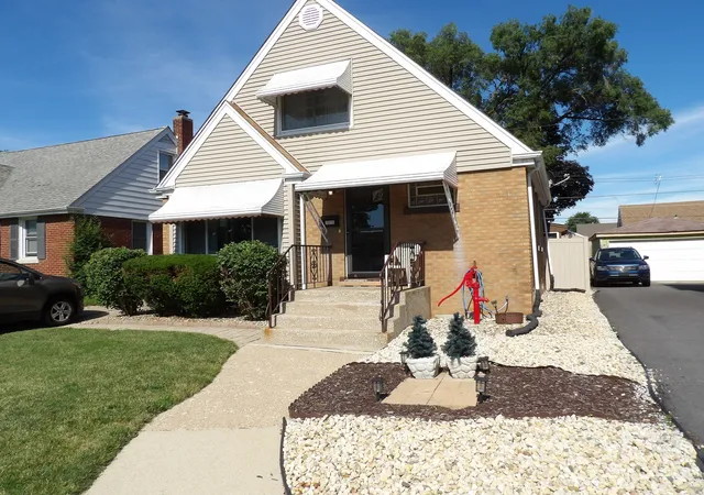 2nd image of 7215 Beech Ave, Hammond, IN 46324 | MLS# 12701750