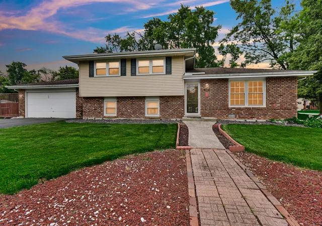 2nd image of 47 N Wabash Ave, Glenwood, IL 60425 | MLS# 12701753
