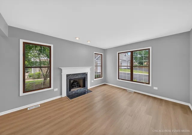 Homes for sale in Palatine, IL | 917 N Cove Dr #H, Palatine, IL 60067 | MLS# 12701789