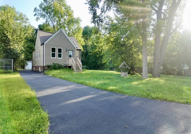 Photo 1 of Single family home for sale at 10703 W Woodland Ave, Beach Park, IL 60087 | MLS# 12701812 | Listing updated on 2026-09-16