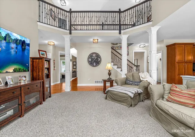 Photo 4 of Single family home for sale at 506 Simsbury Ct, Oswego, IL 60543 | MLS# 12701838 | Listing updated on 2026-10-03