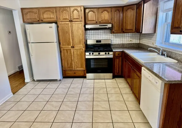 5th image of 617 Lavergne Ave, Wilmette, IL 60091 | MLS# 12701840