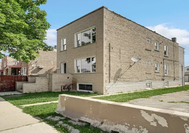 1st image of 4757 S Rockwell St, Chicago, IL 60632 | MLS# 12701887