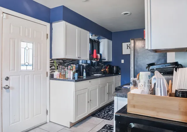 Photo 4 of Townhouse for sale at 18w133 Kirkland Ln, Villa Park, IL 60181 | MLS# 12701907 | Listing updated on 2026-09-29