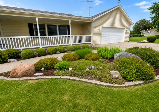 image of 2930 N 1200 E Rd, Clifton, IL 60927 | MLS# 12701909