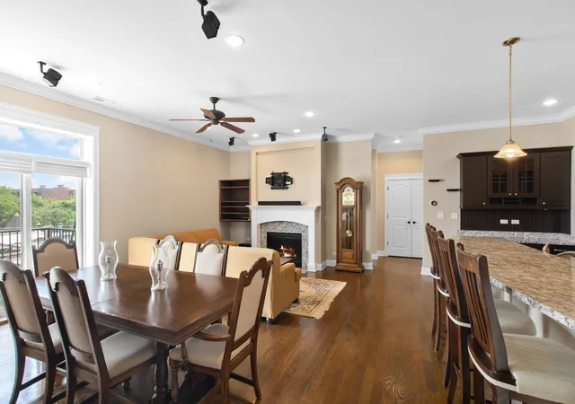 Homes for sale in Chicago, IL | 1952 W Cuyler Ave, Chicago, IL 60613