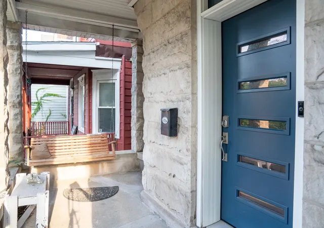Homes for sale in Chicago, IL | 441 E 42Nd St, Chicago, IL 60653 | MLS# 12701914
