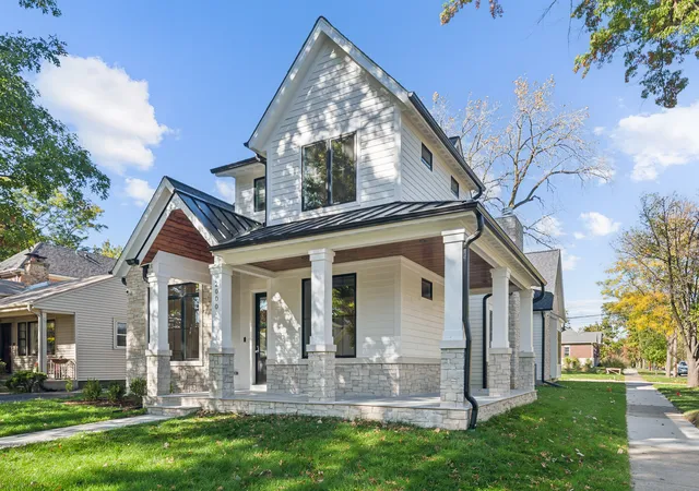 Photo 3 of Single family home for sale at 1540 Carol Ct, Northbrook, IL 60062 | MLS# 12701927 | Listing updated on 2026-09-17