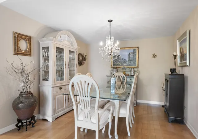 Homes for sale in Park Ridge, IL | 44 Park Ln, Park Ridge, IL 60068