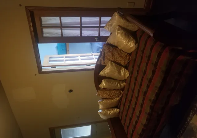 Listing Photo 4 - Condo for sale in building located at 5514 S Winchester Ave, Chicago, IL 60636
