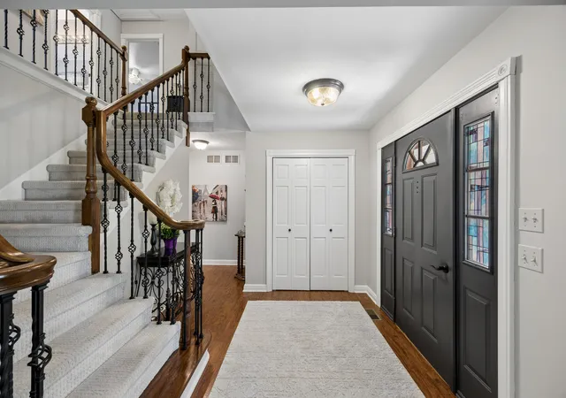 5th image of 15518 Harbor Town Dr, Orland Park, IL 60462 | MLS# 12702052