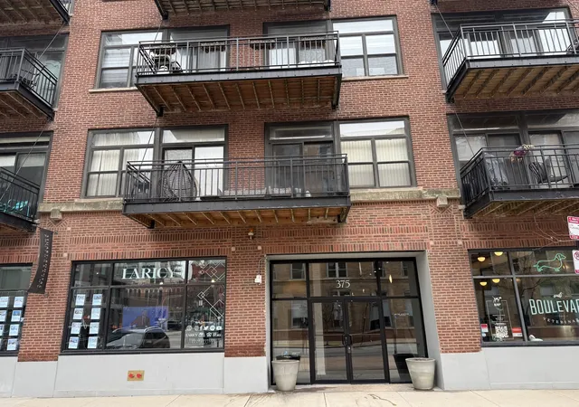 Photo 1 of Condo for sale at 375 W Erie St #608, Chicago, IL 60654 | MLS# 12702074 | Listing updated on 2026-08-03
