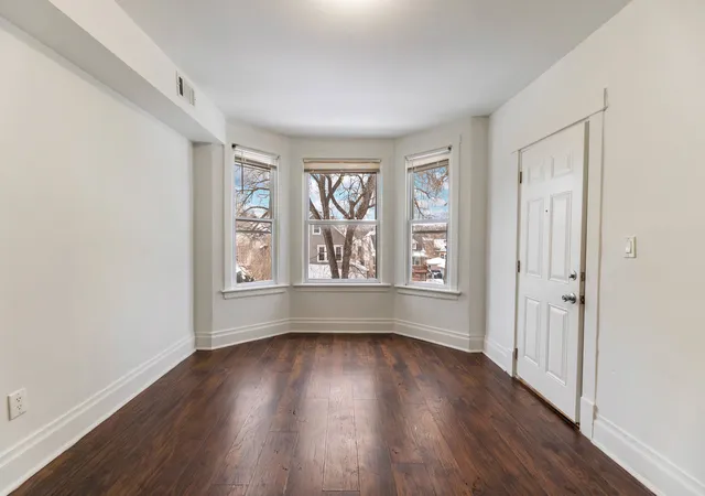 3rd image of 8632 S Escanaba Ave, Chicago, IL 60617 | MLS# 12702080