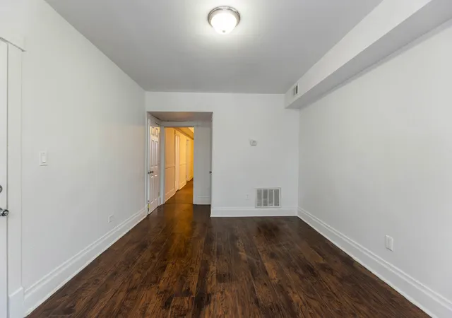 4th image of 8632 S Escanaba Ave, Chicago, IL 60617 | MLS# 12702080
