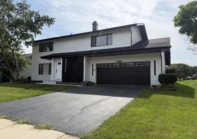 Homes for sale in Bartlett, IL | 844 Marina Ter W, Bartlett, IL 60103 | MLS# 12702112