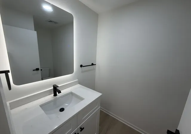 4th image of 844 Marina Ter W, Bartlett, IL 60103 | MLS# 12702112