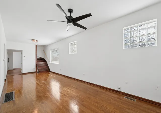 Photo 4 of Single family home for sale at 6521 S Saint Lawrence Ave, Chicago, IL 60637 | MLS# 12702142 | Listing updated on 2026-09-28