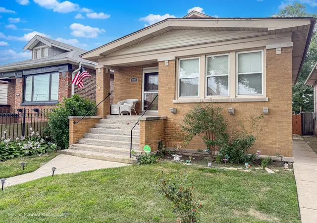 4th image of 2333 N Keating Ave, Chicago, IL 60639 | MLS# 12702166