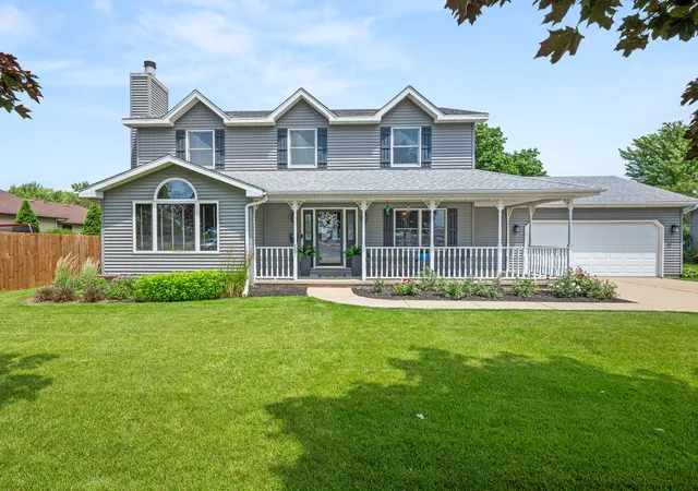 Homes for sale in De Kalb, IL | 207 Barb Blvd, De Kalb, IL 60115 | MLS# 12702191