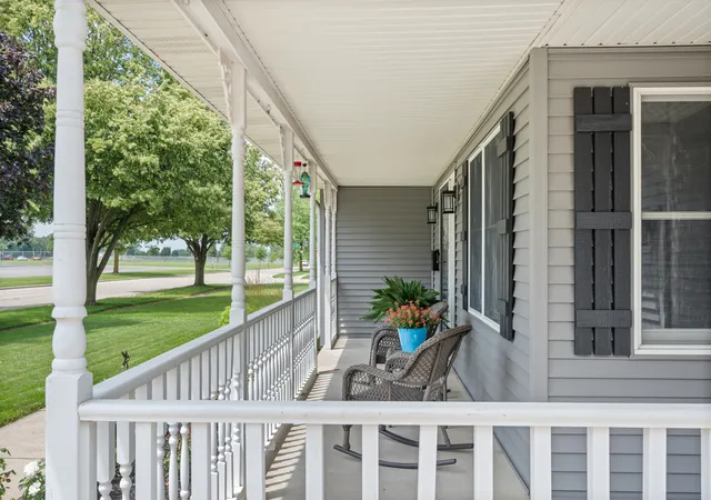 Homes for sale in De Kalb, IL | 207 Barb Blvd, De Kalb, IL 60115 | MLS# 12702191
