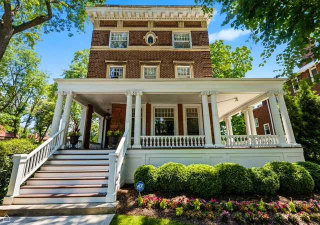Photo 1 of Mansion for sale at 4901 S Kimbark Ave, Chicago, IL 60615 | MLS# 12702363 | Listing updated on 2026-09-27