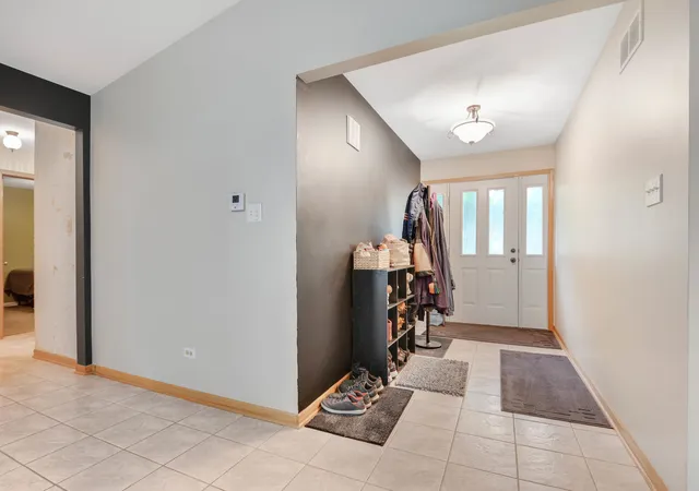 Photo 2 of Single family home for sale at 26355 S Woodlawn Ave, Crete, IL 60417 | MLS# 12702372 | Listing updated on 2026-09-15