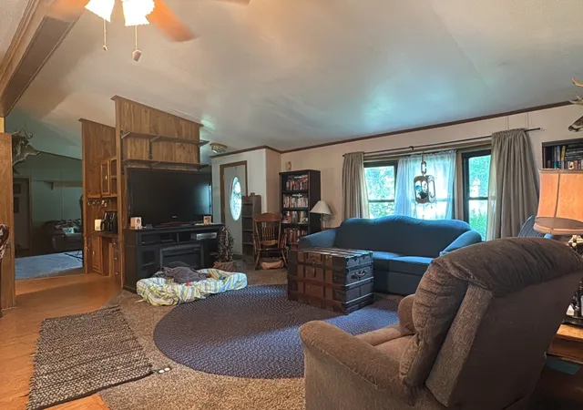 Photo 4 of Single family home for sale at 403 E Byron St, Sidney, IL 61877 | MLS# 12702418 | Listing updated on 2026-08-25