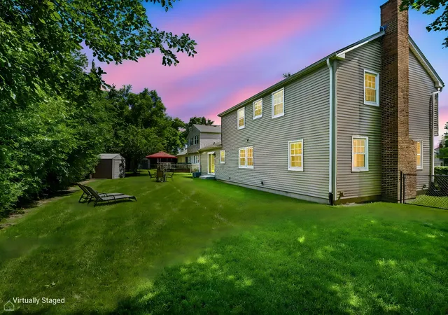 Homes for sale in Buffalo Grove, IL | 32 Timber Hill Rd, Buffalo Grove, IL 60089 | MLS# 12702428