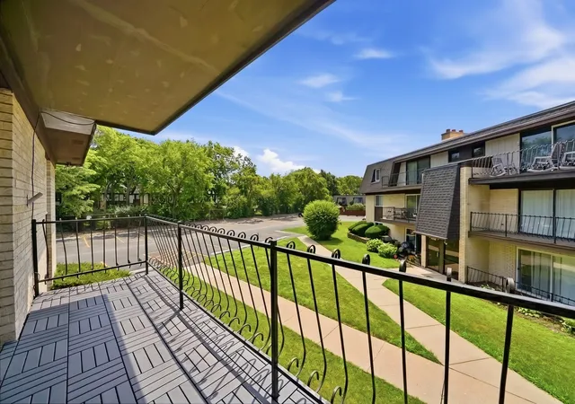 Homes for sale in Palos Hills, IL | 11123 S 84Th Ave #2B, Palos Hills, IL 60465 | MLS# 12702502