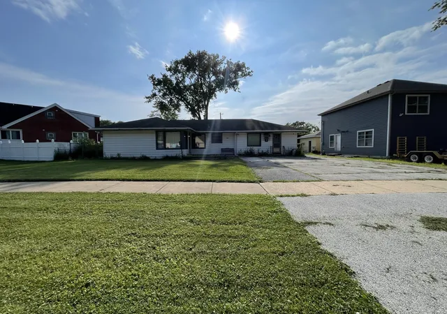1st image of 8212 Mulligan Ave, Burbank, IL 60459 | MLS# 12702514