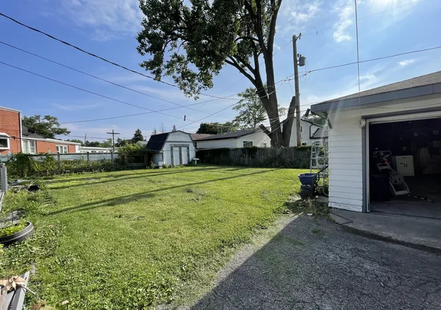 7th image of 8212 Mulligan Ave, Burbank, IL 60459 | MLS# 12702514
