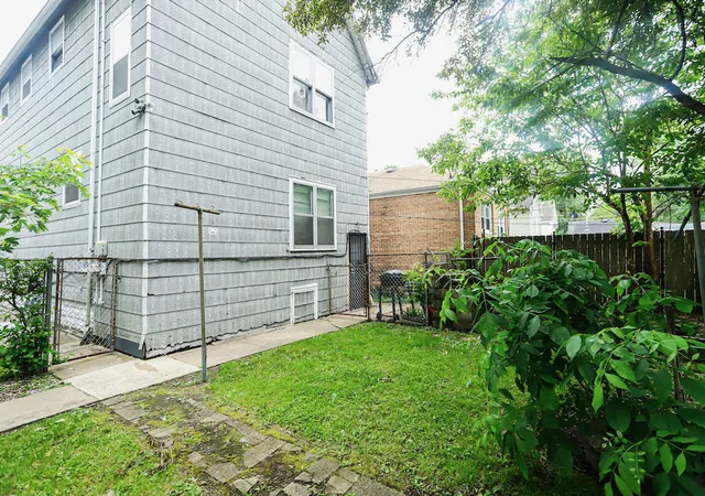 28th image of 12402 S Green St, Calumet Park, IL 60827 | MLS# 12702535
