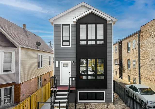 Homes for sale in Chicago, IL | 4241 W Walton St, Chicago, IL 60651 | MLS# 12702561