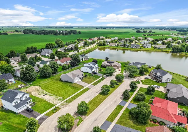 Homes for sale in Sandwich, IL | 1209 Oakmont Ct, Sandwich, IL 60548 | MLS# 12702595