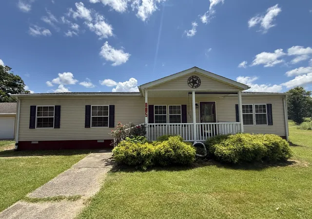 Photo 1 of Single family home for sale at 885 Wilson St, Marion, IL | MLS# 12702625 | Listing updated on 2026-07-17