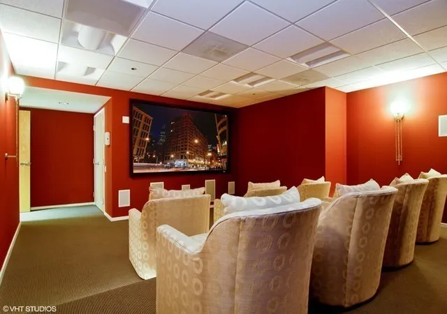 2nd image of 520 S State St, Chicago, IL 60605