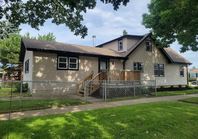 Homes for sale in Harwood Heights, IL | 7501 W Winnemac Ave, Harwood Heights, IL 60706 | MLS# 12702715