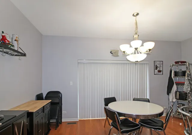 5th image of 2409 W 32 Pl, Chicago, IL 60608 | MLS# 12702727