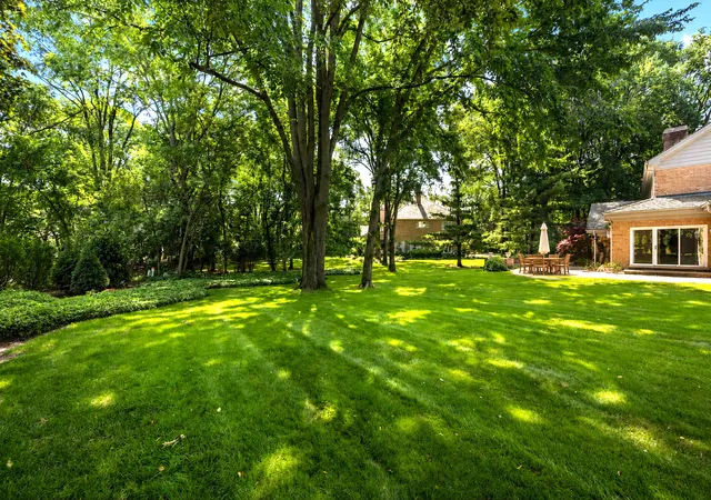 4th image of 7 Bristol Rd, Northfield, IL 60093 | MLS# 12702760