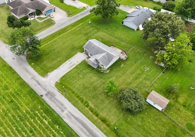 Photo 31 of Sale Pending at 7567 Norris Dr, Marion, IL 62959 | MLS# 12702765 | Listing updated on 2026-07-23