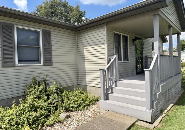 Photo 3 of Sale Pending at 7567 Norris Dr, Marion, IL 62959 | MLS# 12702765 | Listing updated on 2026-07-23