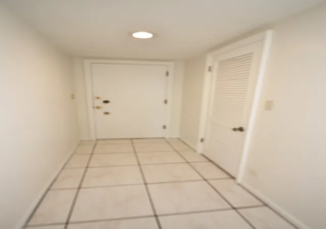 5th image of 112 Carriage Wy Dr, Burr Ridge, IL 60527