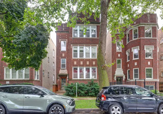 1st image of 4621 N Lawndale Ave, Chicago, IL 60625 | MLS# 12702801