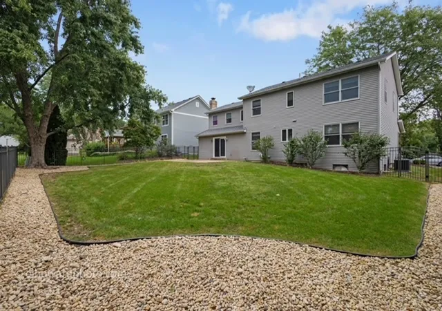 Photo 3 of Single family home for sale at 6068 Miller Ln, Lisle, IL 60532 | MLS# 12702805 | Listing updated on 2026-09-21