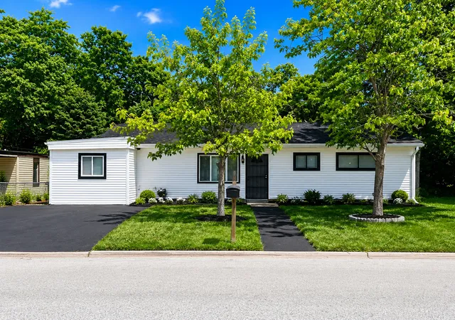 1st image of 16225 Central Park Ave, Markham, IL 60428 | MLS# 12702834