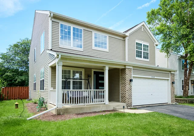 2nd image of 2468 Rosehall Ln, Aurora, IL 60503 | MLS# 12702887