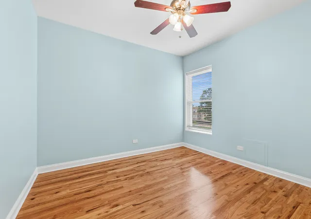 5th image of 4614 S Calumet Ave, Chicago, IL 60653