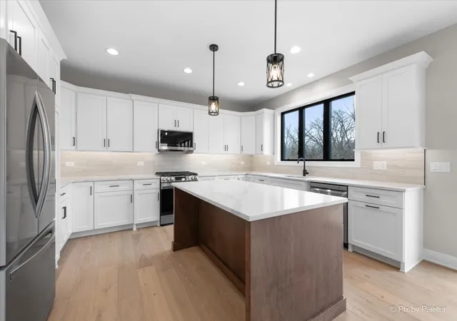 2nd image of 1225 Noble Dr, Port Barrington, IL 60010 | MLS# 12702927